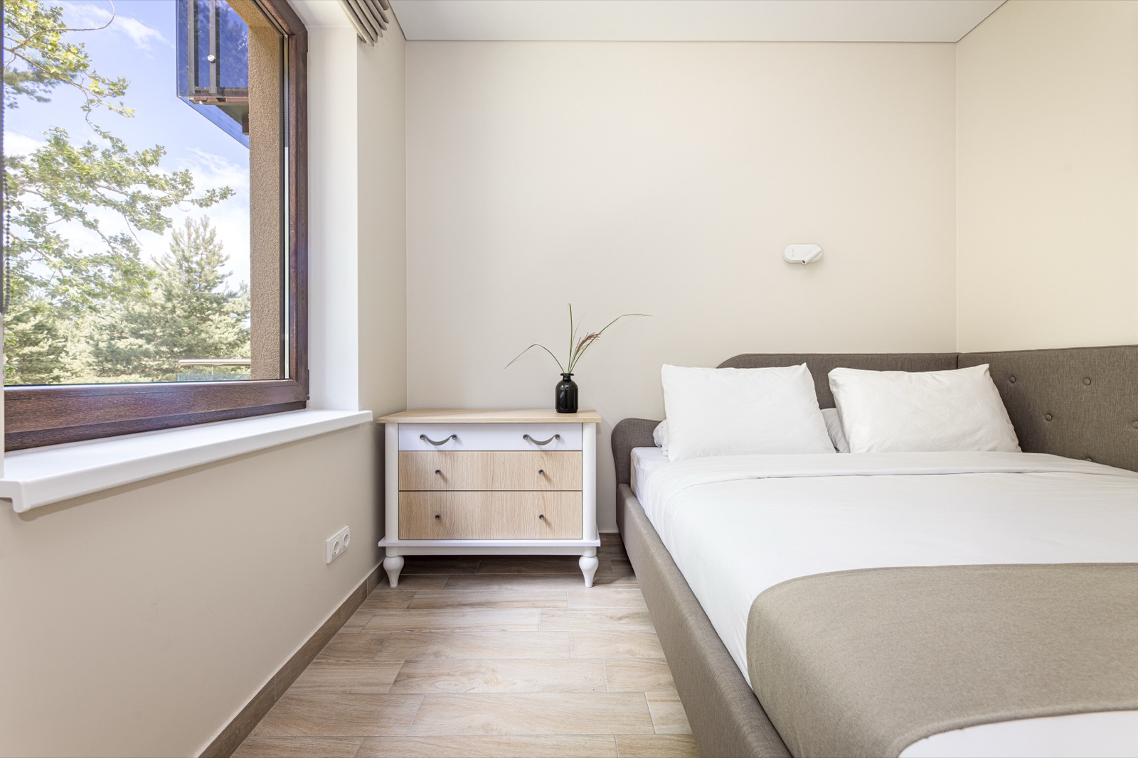 Keturvietis Lux Premium